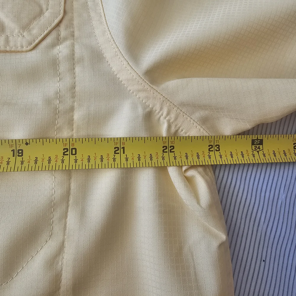 Eddie Bauer Guide Short Sleeve Button-Down Shirt - Men's size M - Picture 9 of 12